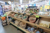 produce merchandising rack w/ scale hanger (no scale)