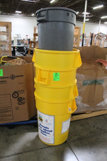 Commercial Trash Cans