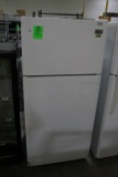 Frigidaire Household Refrigerator/Freezer (Broken Handles)