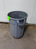 Rubbermaid Brute trash can