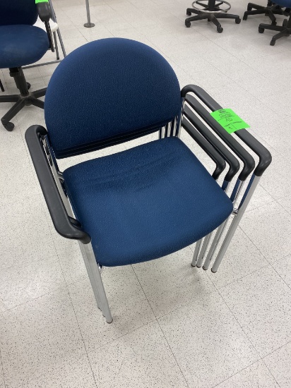 Stacking chairs / Qty 4