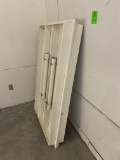 Display table / Qty 2