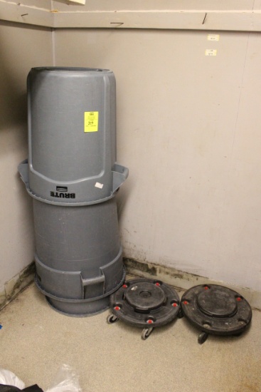 Brute Trash Cans W/ (2) Dolleys