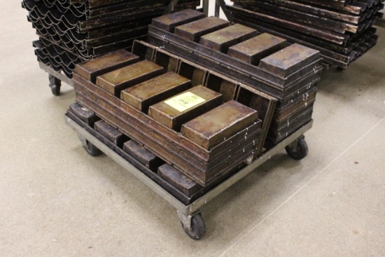 Strap Pans W/ Dolley