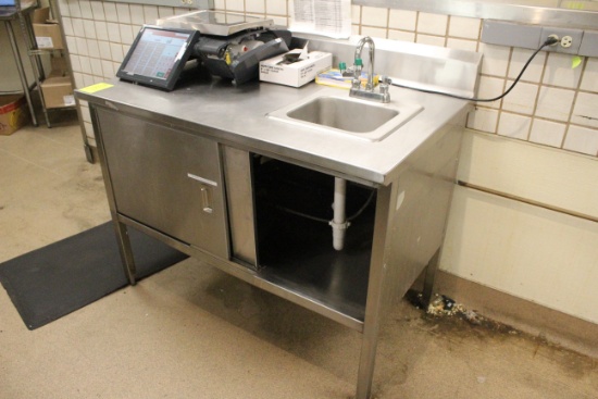 Single Basin Sink Table W/ Eyewash Attachment