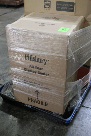 New In Box Pilsbury Chest Cooler
