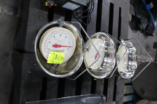 Cardinal Detecto Hanging Produce Scales