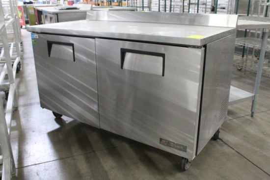 True TWT-60 5' Worktop Refrigerator