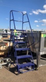 6’ Portable Warehouse Steps