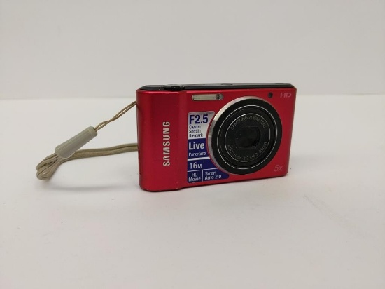 Samsung ST66 digital camera