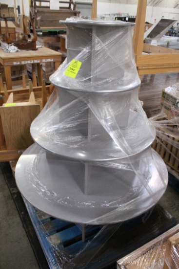 Round 4-Tier Merchandiser