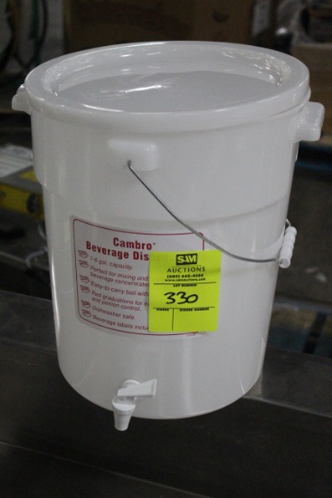 Cambro 6 Gallon Beverage Dispenser
