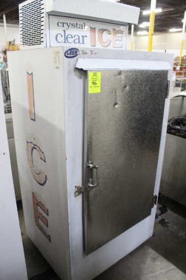 Leer Ice Merchandiser