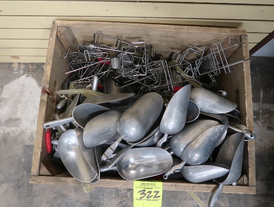 crate of bulk scoops & scoop holders
