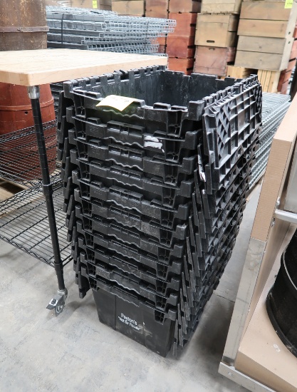 stack of stackable containers