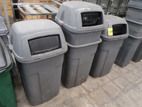 Toter trash cans w/ 3 lids