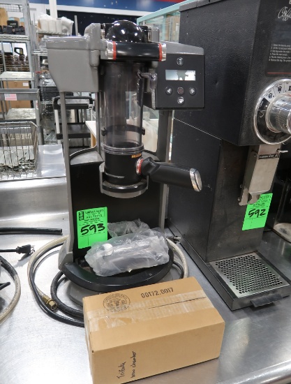 Bunn Trifecta air fusion brewer, w/ 2) additional brew chambers