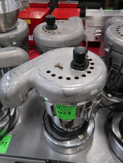 Nutrifaster commercial juice extractor, missing parts