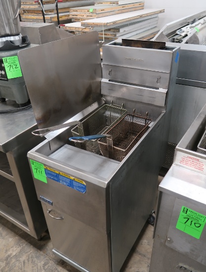 Pitco fryer, stainless, 35-40 lb