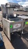Henny Penny PFG-690 Pressure Fryer