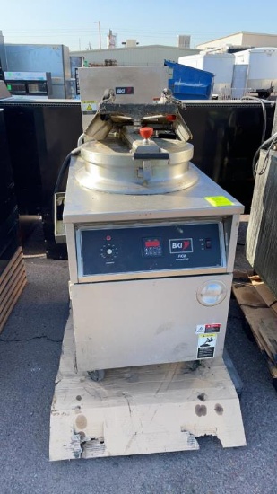 2017 BKI FKM-F Pressure Fryer