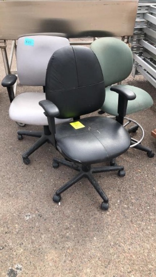 Assorted Office Chairs
