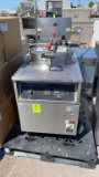 BKI Pressure Fryer