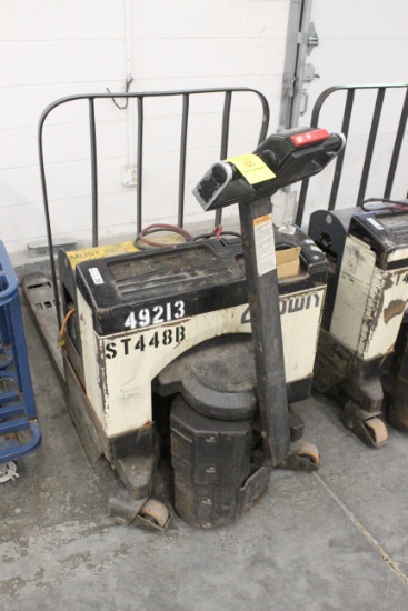 Crown Electric Pallet Jack