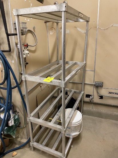 35 x 19 x 68 rack