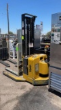 Yale electric walkie stacker