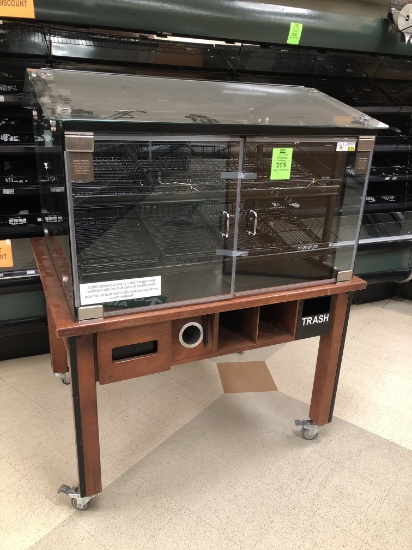 4’ Two Way Portable Pastry Display