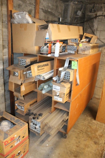 Wooden Carpenter's Cart W/ Fluorescent Lighting