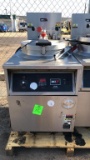 2016 BKI FKM-F Pressure Fryer