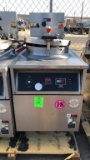 2016 BKI FKM-F Pressure Fryer