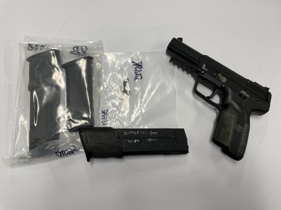 PISTOL, F.N. HERSTAL FIVE SEVEN, 5.7MM (BELGIUM/ FNH, VA), WITH MAGAZINE