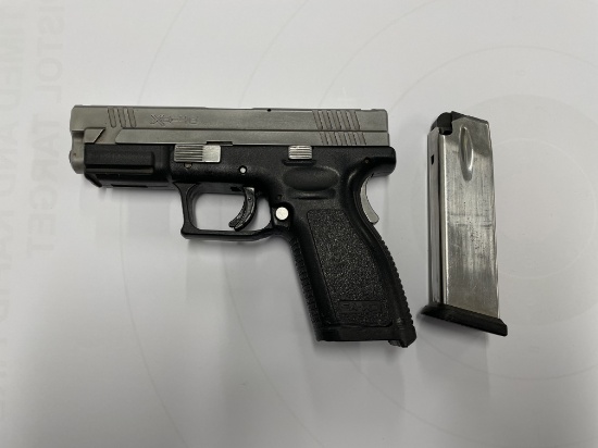PISTOL, SPRINGFIELD ARMORY XD-40, 40 SW (CROATIA IMPORTED TO SPRINGFIELD ARMORY IL)