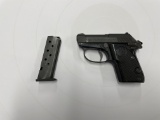 PISTOL, BERETTA 3032 TOMCAT, .32 CALIBER (USA), WITH MAGAZINE