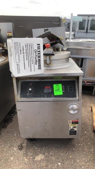 BKI FKM-F Pressure Fryer