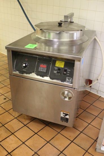 BKI Pressure Fryer