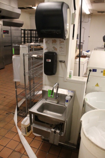 Knee-Operated Hand Sink