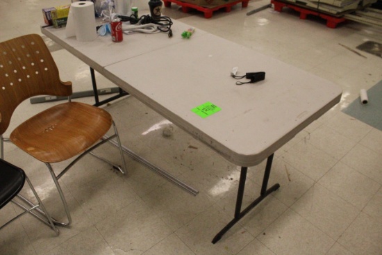 Lifetime 6' Folding Table