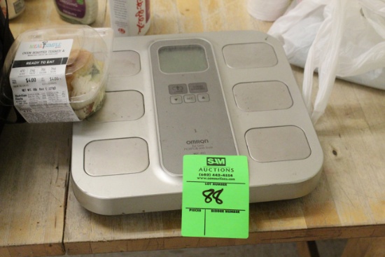Omron Fat Loss Monitor W/ Scale