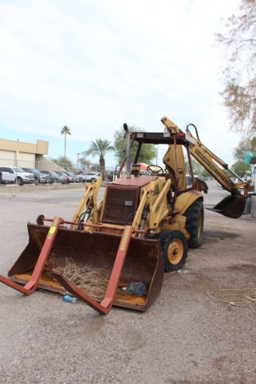 Case 580 Super K Construction King Tractor