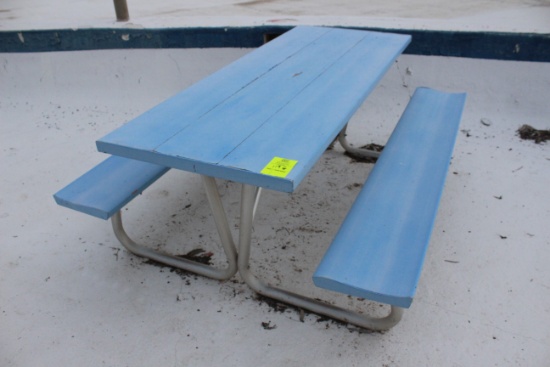 72" x 57" x 30" Metal Picnic Table