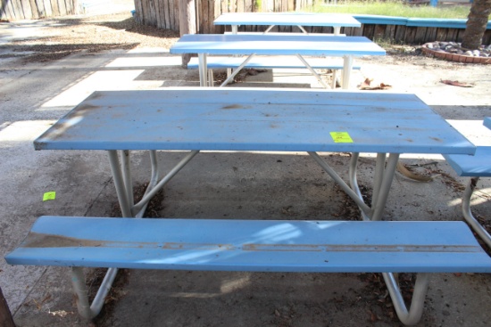 72" x 57" x 30" Metal Picnic Table