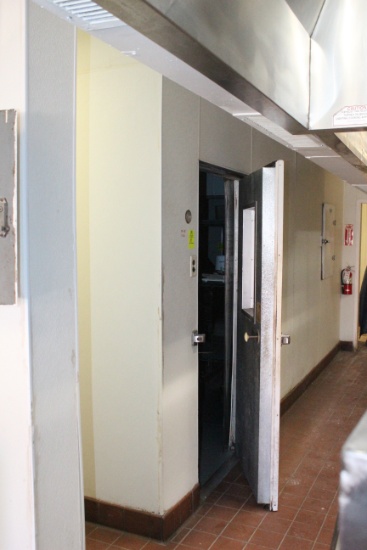 Two Room Walk-In Box (SEE DESCRIPTION)