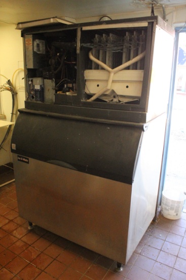 Scotsman Ice Maker W/ Ice-O-Matic Bin