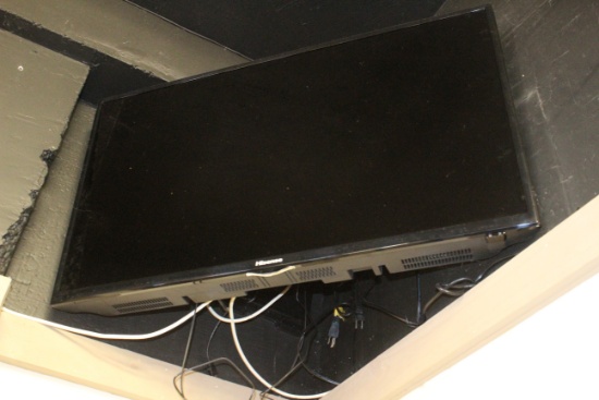 Hisense 42" Television W/ Wall Mount