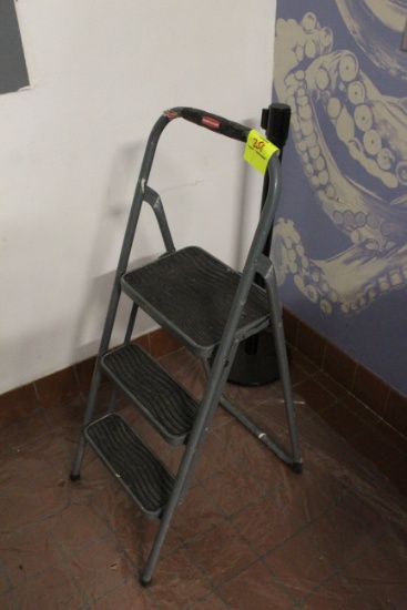 Step Ladder