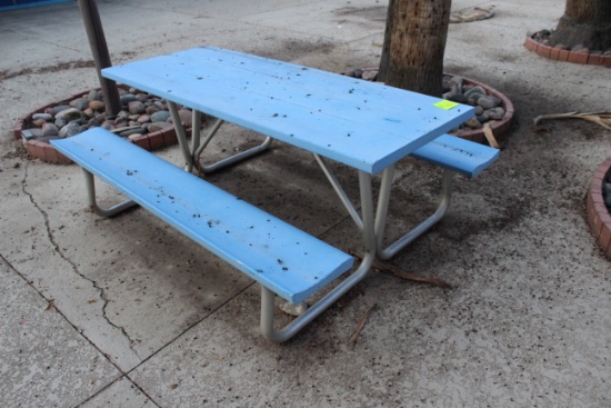 72" x 57" x 30" Metal Picnic Table